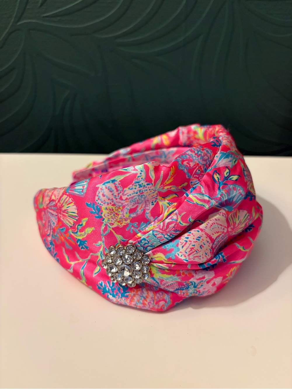Lilly Pulitzer satin knotted headband shell me something good print